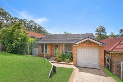 45 Burbank Dr, Tuggerah NSW 2259, Australia