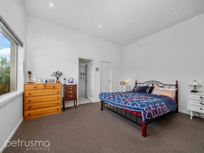 28 Eclipse Rd, Austins Ferry TAS 7011, Australia