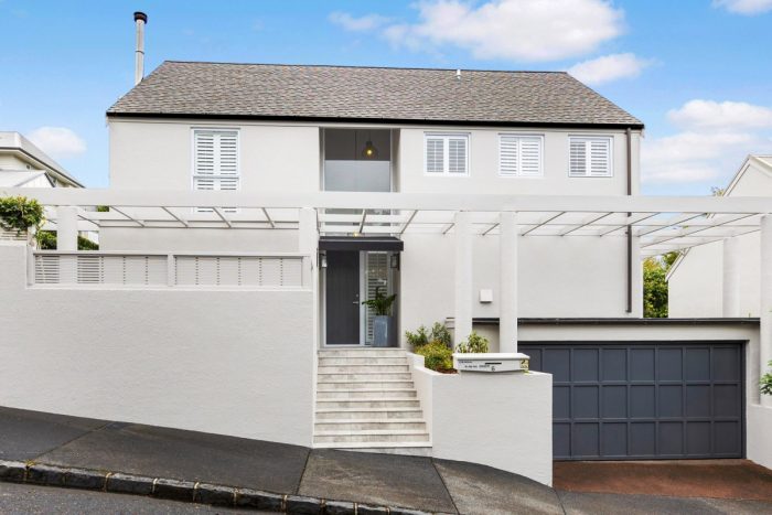 6 Hiriri Avenue, Remuera, Auckland, 1050, New Zealand