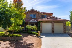 49 Kinlyside Ave, Jerrabomberra NSW 2619, Australia