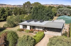 5 Mill St, Maindample VIC 3723, Australia