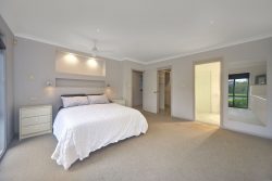 24 Teal Pl, Sussex Inlet NSW 2540, Australia