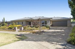 6 Redgum Dr, Mansfield VIC 3722, Australia