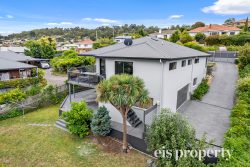 146 Gordons Hill Rd, Lindisfarne TAS 7015, Australia