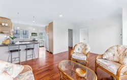 2/174 East Coast Road, Forrest Hill, North Shore City, Auckland, 0620, New Zealand