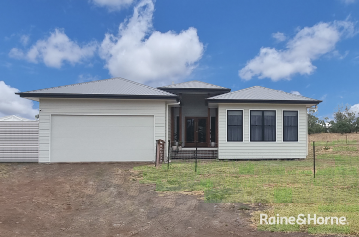 40 Kurrajong Dr, Dalby QLD 4405, Australia