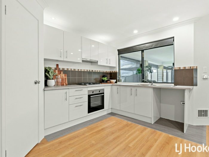 6 Radiata Promenade, Aubin Grove WA 6164, Australia