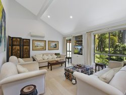 6 Sandringham Cl, Terrigal NSW 2260, Australia