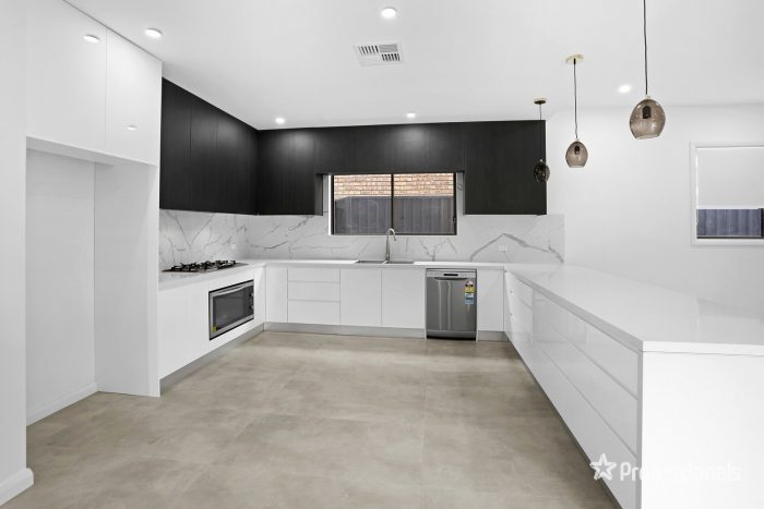 26 Sauterne Cres, Minchinbury NSW 2770, Australia