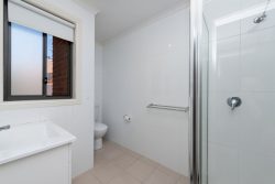 Unit 7/6 Adams St, Queanbeyan West NSW 2620, Australia