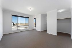 9 Charlbury Dr, Alkimos WA 6038, Australia