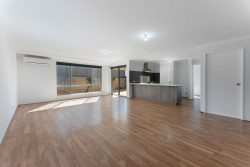 9 Charlbury Dr, Alkimos WA 6038, Australia