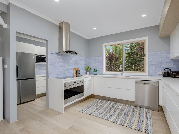 10 Haddrill Parade, Dalmeny NSW 2546, Australia
