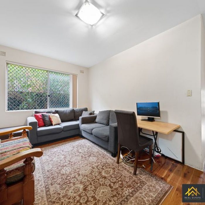 Unit 3/47 Yerrick Rd, Lakemba NSW 2195, Australia