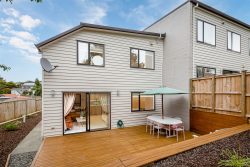 7D Kerria Place, Sunnynook, North Shore City, Auckland, 0620, New Zealand