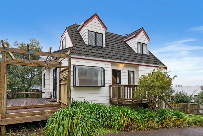 1/13 Remus Place, Totara Vale, North Shore City, Auckland, 0629, New Zealand