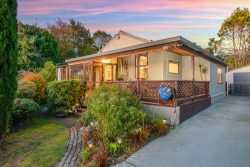 76A Barr Street, Kenmure, Dunedin, Otago, 9011, New Zealand