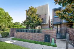 130 Corlette St, Cooks Hill NSW 2300, Australia