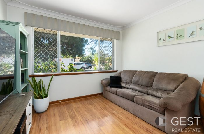 325A Alexander Dr, Dianella WA 6059, Australia