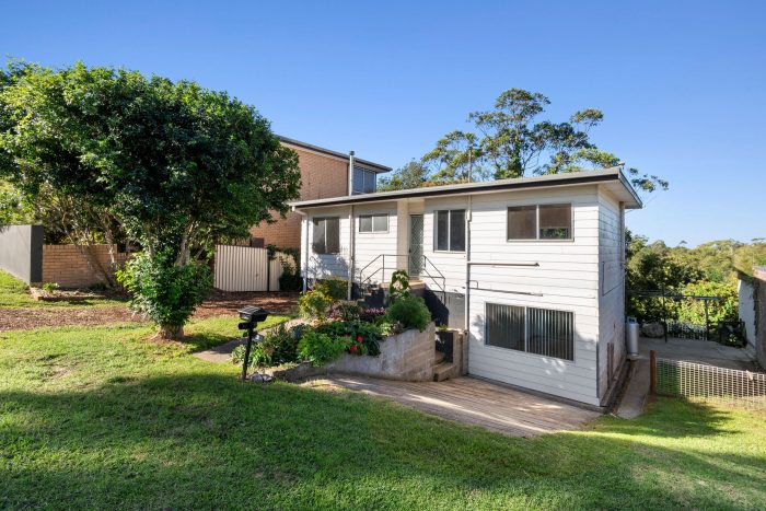 45 Bavarde Ave, Batemans Bay NSW 2536, Australia