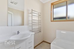 Unit 10/39 Beach Rd, Margate TAS 7054, Australia