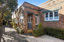 1C Foch Avenue, Three Kings, Auckland, 1041, New Zealand