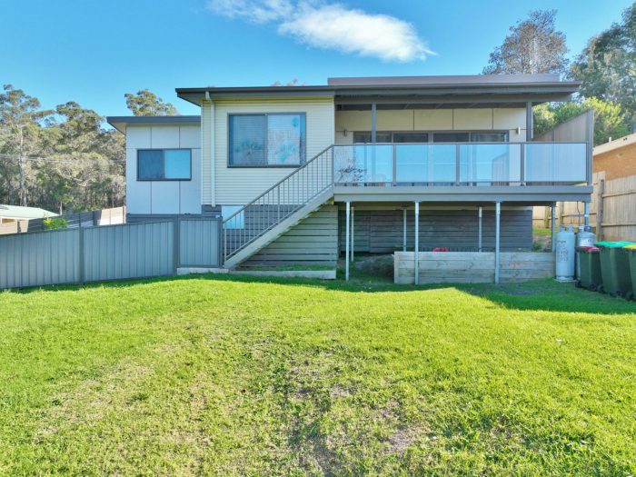 1 Hollydale Pl, Eden NSW 2551, Australia