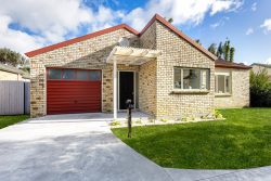 37 Kona Crescent, Henderson, Waitakere City, Auckland, 0610, New Zealand