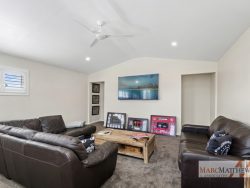 8 Myrtle Rd, Empire Bay NSW 2257, Australia