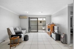 2/16 Pretoria St, Zillmere QLD 4034, Australia