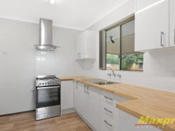 22 Orberry Pl, Thornlie WA 6108, Australia