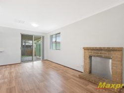 22 Orberry Pl, Thornlie WA 6108, Australia