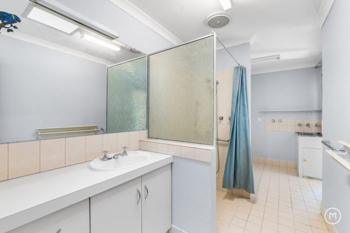 Unit 20/24 Southdown Pl, Thornlie WA 6108, Australia