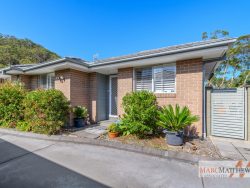 Unit 4/2 Waitangi St, Blackwall NSW 2256, Australia