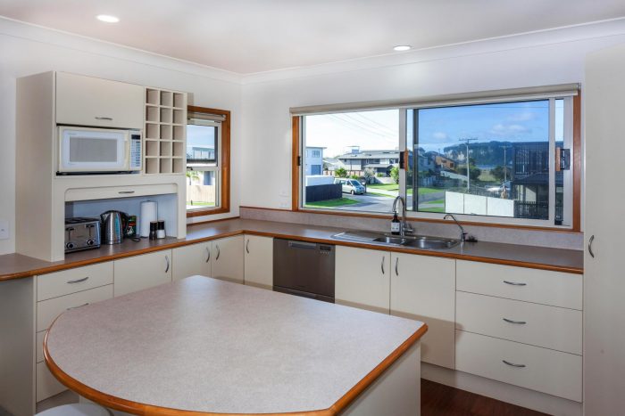 102 Saint Patricks Row, Whangamatā, Thames-Coromandel, Waikato, 3620, New Zealand