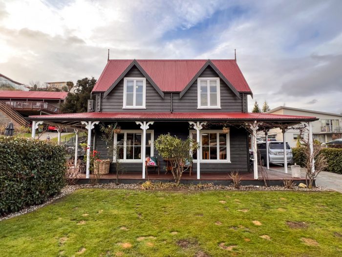 54 Hedditch Street, Wanaka, Otago, 9305, New Zealand