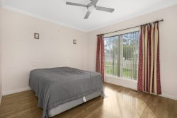 31 Edols St, Ballan VIC 3342, Australia