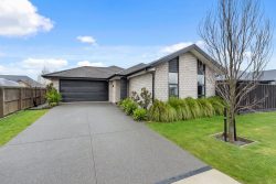 17 Catchpole Place, Woodend, Waimakariri, Canterbury, 7610, New Zealand