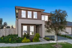 6 Grampians Ave, Werribee VIC 3030, Australia