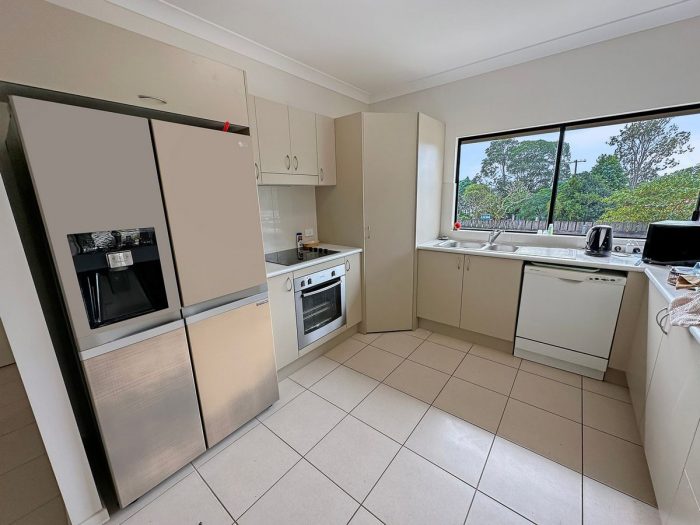 1/4 Mazlin St, Atherton QLD 4883, Australia