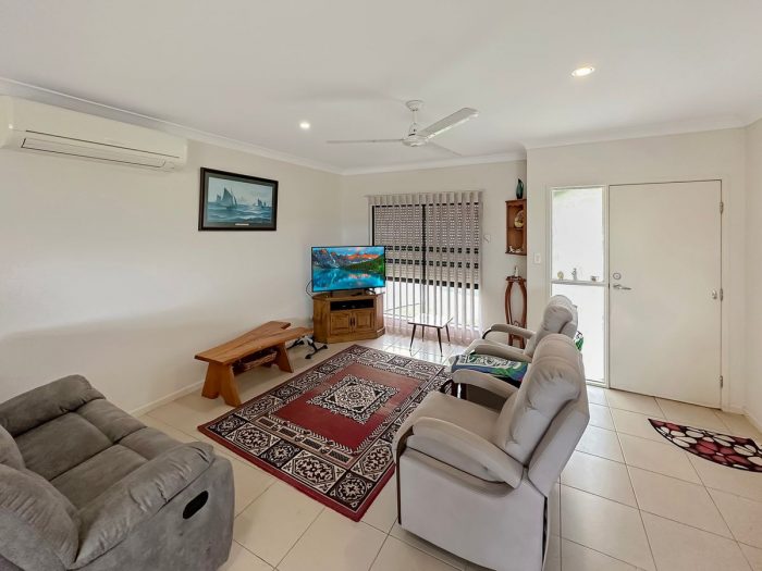 1/4 Mazlin St, Atherton QLD 4883, Australia