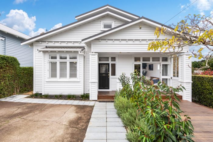 4 Mewburn Avenue, Mount Eden, Auckland, 1024, New Zealand