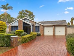 10 Northwood Grn, Onkaparinga Hills SA 5163, Australia