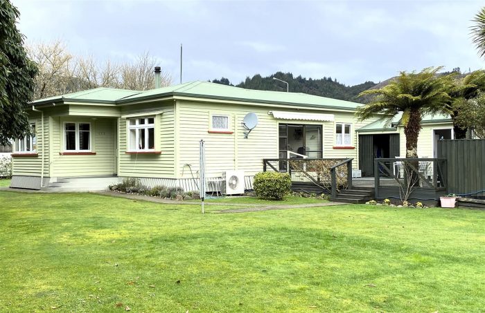 2 Sinnamon Street, Reefton, Buller, West Coast, 7830, New Zealand