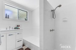 36 Warringah St, Everton Park QLD 4053, Australia