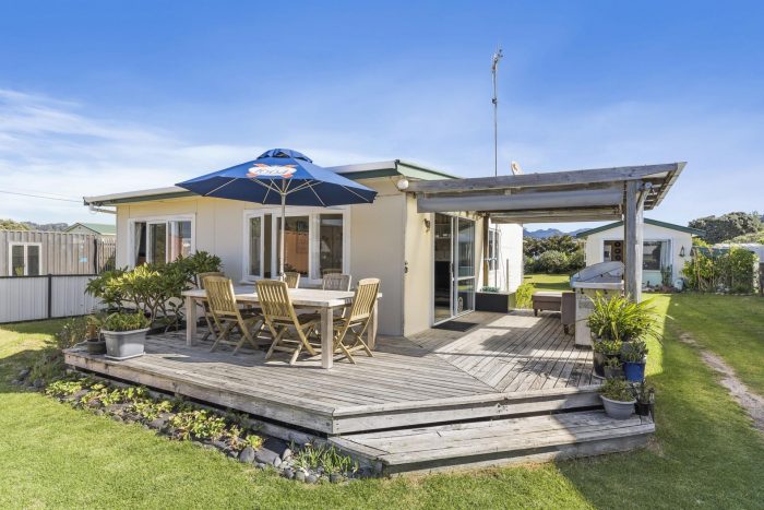 215 Ocean Road, Whangamata, Thames-Coromandel, Waikato, 3620, New Zealand