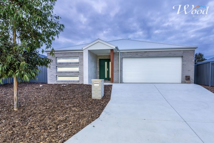 61 Birchgrove Cres, Thurgoona NSW 2640, Australia