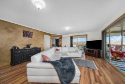 25 Brue Ct, Carlton River TAS 7173, Australia