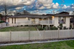 702 Cahill Pl, Albury NSW 2640, Australia