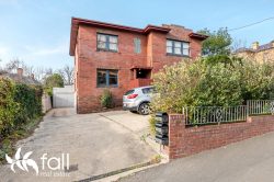 Unit 3/288 Davey St South Hobart TAS 7004, Australia